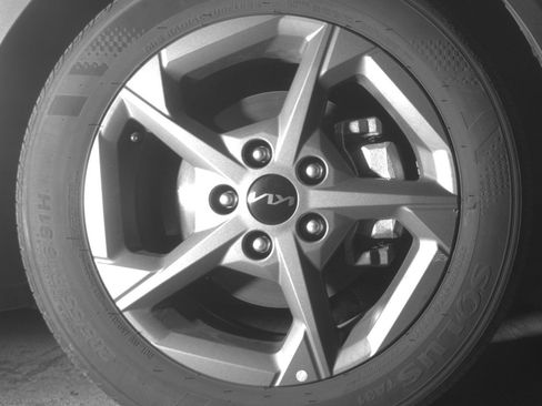 Used 2025 Kia K4 LXS FWD image 13