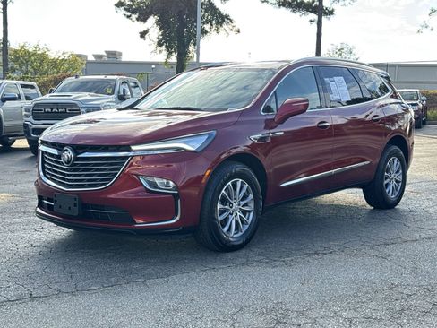 Used 2024 Buick Enclave Premium image 5