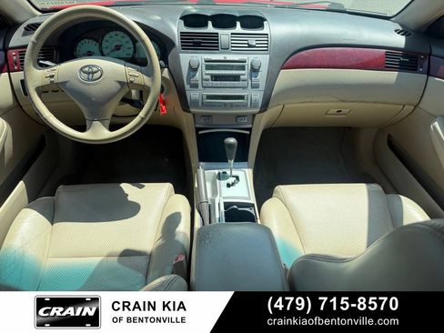 Used 2005 Toyota Solara SLE FWD image 24