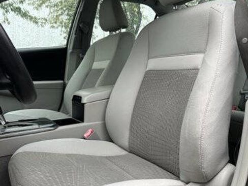 Used 2013 Toyota Camry LE image 13
