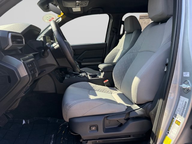 Certified 2025 Toyota Tacoma SR5 AWD/4WD image 10