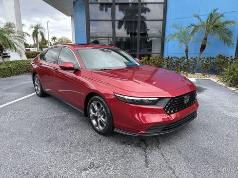 Used 2024 Honda Accord EX image 2