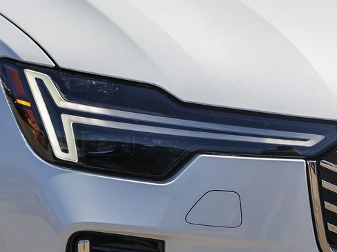 New 2025 Volvo XC90 T8 Plus w/ Protection Package Premier image 4