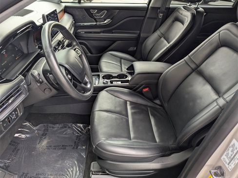 Used 2022 Lincoln Corsair Reserve w/ Elements Package image 10