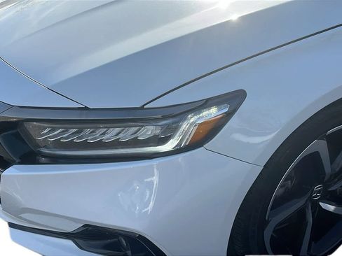 Used 2021 Honda Accord Sport image 7