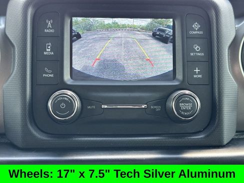 Used 2018 Jeep Wrangler Unlimited Sport S AWD/4WD image 19