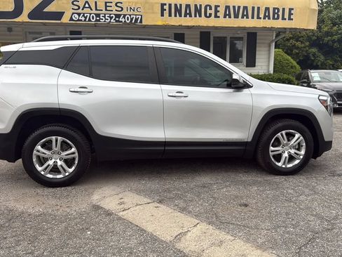 Used 2022 GMC Terrain SLE w/ Driver Convenience Package AWD/4WD image 7
