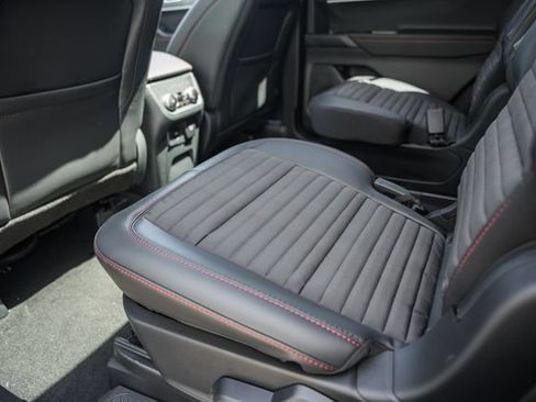 New 2026 Ford Explorer ST-Line w/ ST-Line Street Pack AWD/4WD image 41