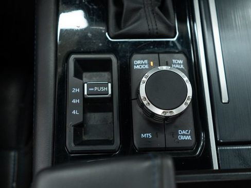 Used 2025 Toyota Tundra Platinum w/ TRD Off-Road Package AWD/4WD image 19