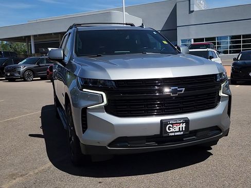 Used 2024 Chevrolet Tahoe RST w/ Luxury Package AWD/4WD image 5