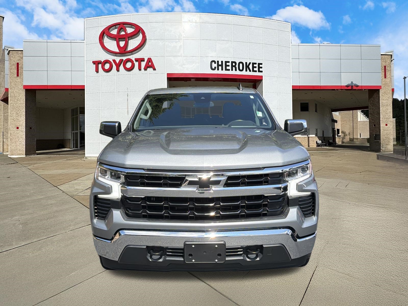 Used 2023 Chevrolet Silverado 1500 LT w/ LPO, Dark Essentials Package AWD/4WD image 2