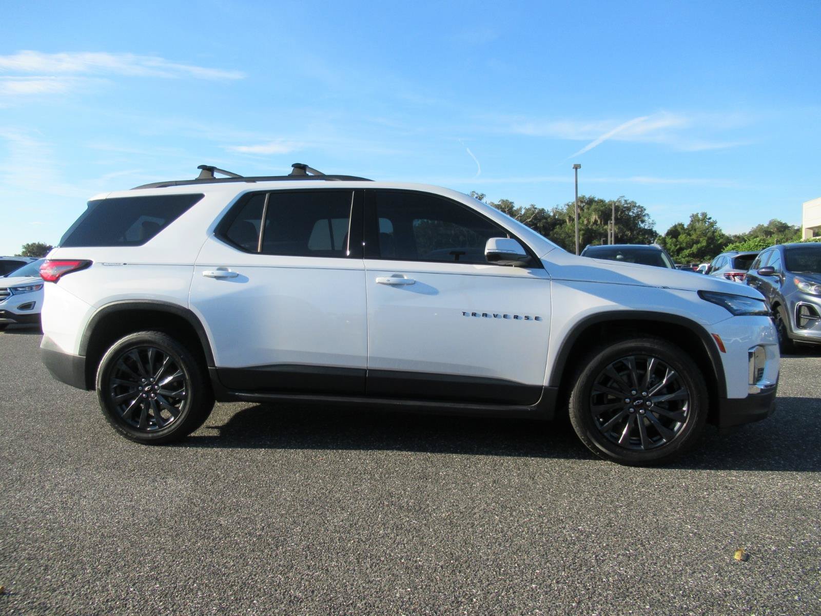 Certified 2022 Chevrolet Traverse RS w/ LPO, 'HIT The Road' Package AWD/4WD image 2