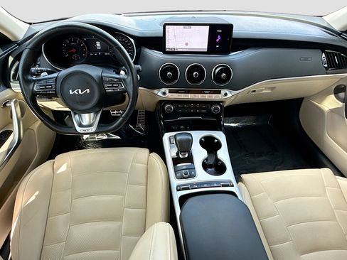 Used 2023 Kia Stinger GT2 image 16