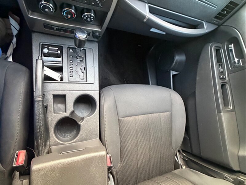 Used 2012 Jeep Liberty Sport AWD/4WD image 15