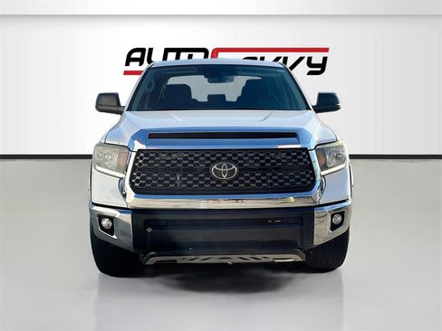 Used 2020 Toyota Tundra SR5 w/ SR5 Upgrade Package image 2