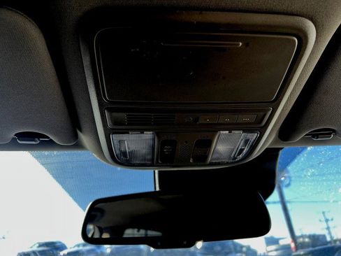 Used 2016 Honda Pilot Touring image 28