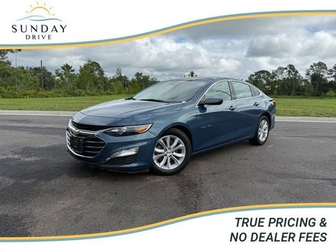 Used 2025 Chevrolet Malibu LT FWD image 1