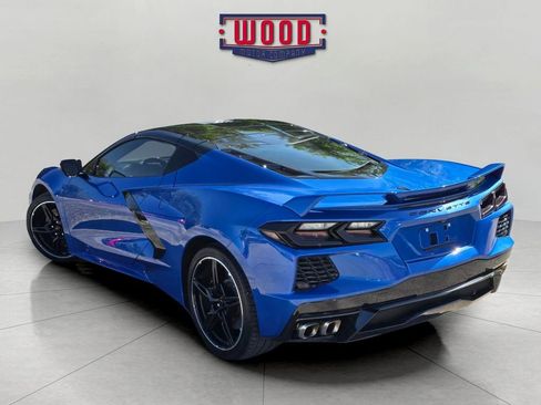 Used 2022 Chevrolet Corvette Stingray Coupe w/ Z51 Performance Package RWD image 5