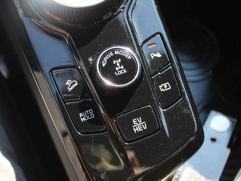 Used 2024 Kia Sportage X-Line AWD/4WD image 11