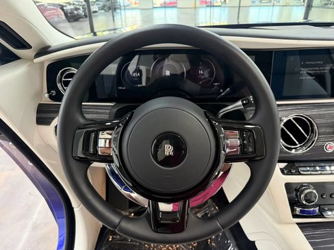 Used 2025 Rolls-Royce Spectre AWD/4WD image 23