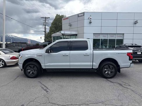 Used 2023 Ford F150 Lightning XLT w/ Equipment Group 312A High AWD/4WD image 9