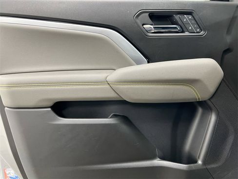 Certified 2025 Chevrolet Colorado ZR2 w/ Technology Package image 22