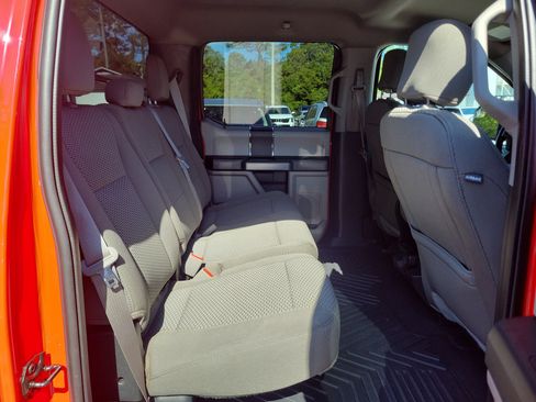 Used 2018 Ford F150 XLT RWD image 12