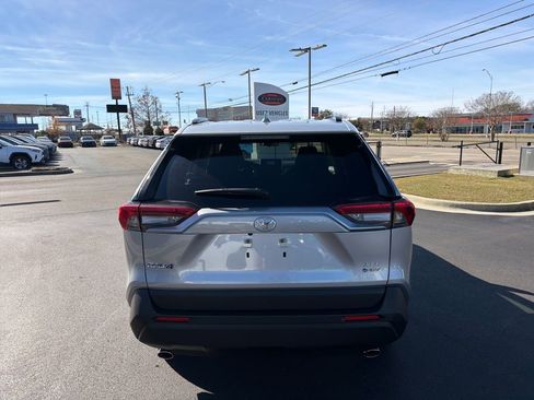 New 2025 Toyota RAV4 XLE image 4