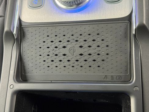 Used 2023 Genesis G90 3.5T image 48