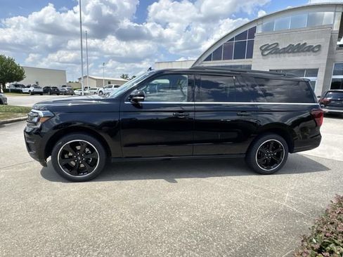 Used 2023 Ford Expedition Max Limited AWD/4WD image 8