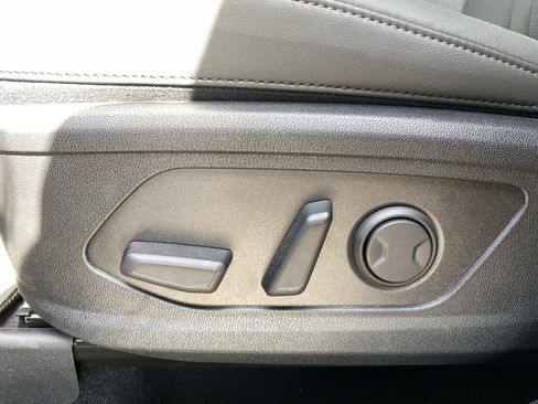 New 2025 Kia Sorento EX image 21