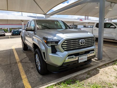 New 2026 Toyota Tacoma Limited AWD/4WD image 4