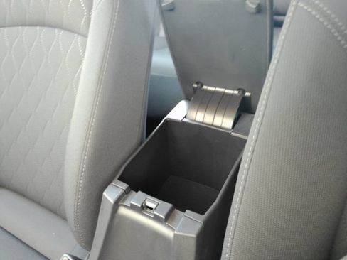 Used 2025 Toyota Corolla LE FWD image 44