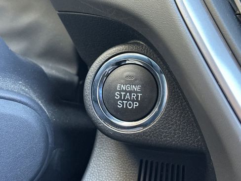 Used 2025 Subaru Crosstrek 2.0i Premium image 21