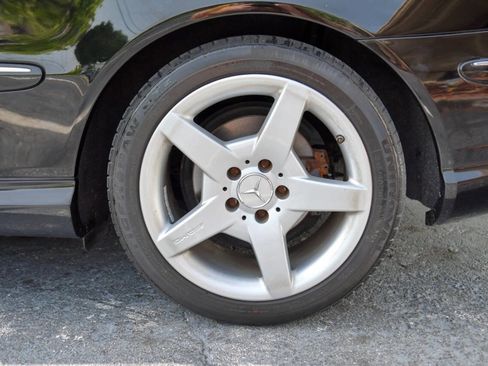 Used 2009 Mercedes-Benz CLK 350 Cabriolet image 9