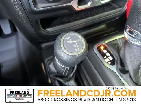 New 2025 Jeep Gladiator Sport image 12