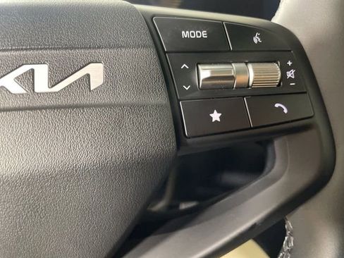 New 2026 Kia Sportage EX w/ EX Panorama Roof Package FWD image 26