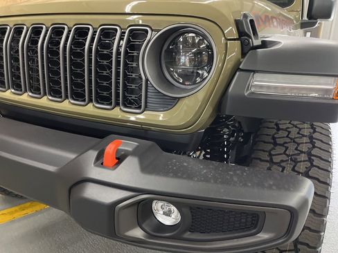 New 2026 Jeep Gladiator Mojave AWD/4WD image 10