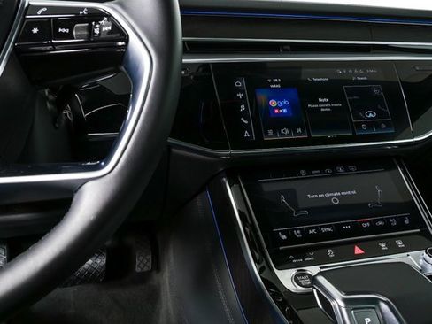 Used 2022 Audi A8 L 3.0T image 13