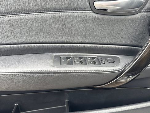 Used 2011 BMW 128i Convertible image 9