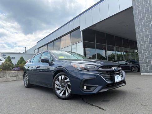 Used 2025 Subaru Legacy Limited AWD/4WD image 1