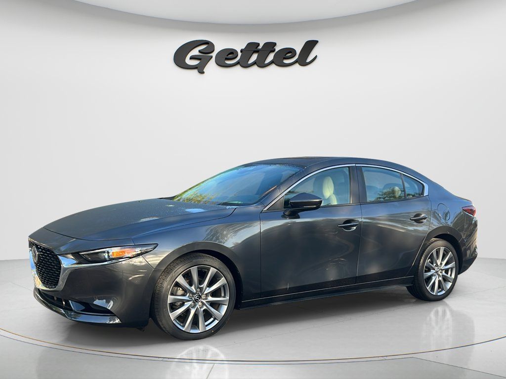 Used 2023 MAZDA MAZDA3 s FWD image 1