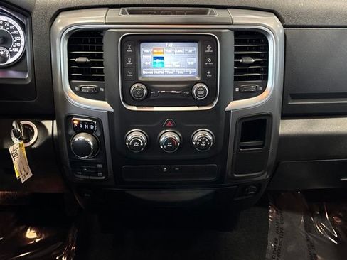 Used 2022 RAM 1500 Classic SLT AWD/4WD image 24