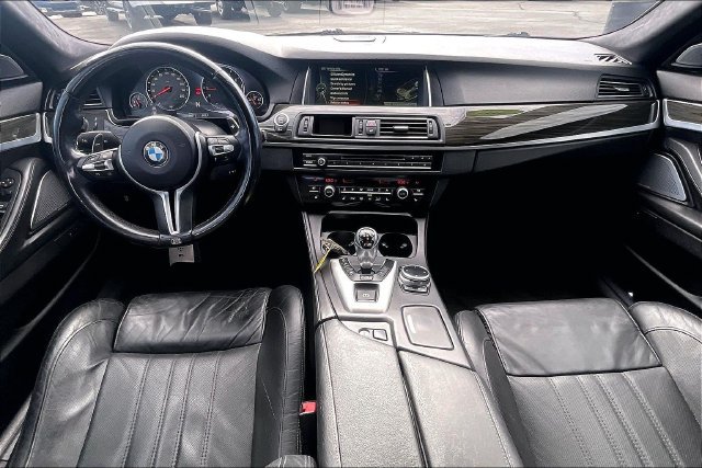 Used 2014 BMW M5 RWD image 15