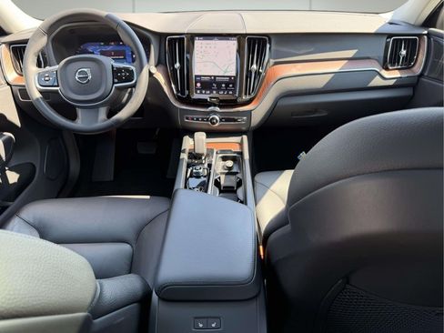 Used 2024 Volvo XC60 B5 Plus w/ Protection Package Premier AWD/4WD image 2