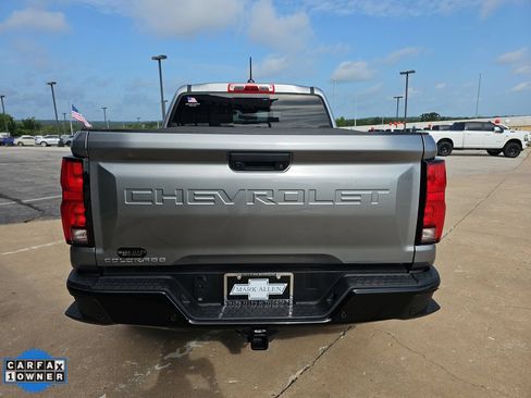Used 2025 Chevrolet Colorado Z71 AWD/4WD image 5