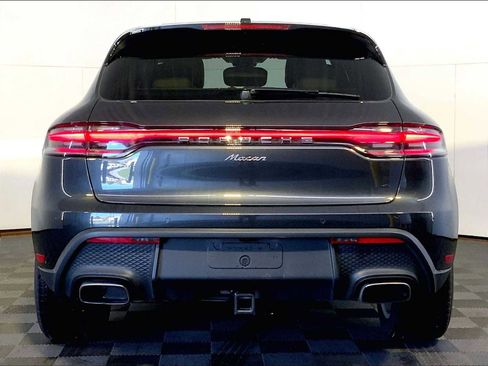 Certified 2026 Porsche Macan AWD/4WD image 6