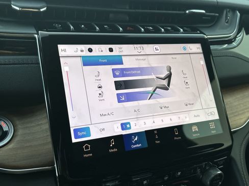 New 2025 Jeep Grand Cherokee Summit image 19