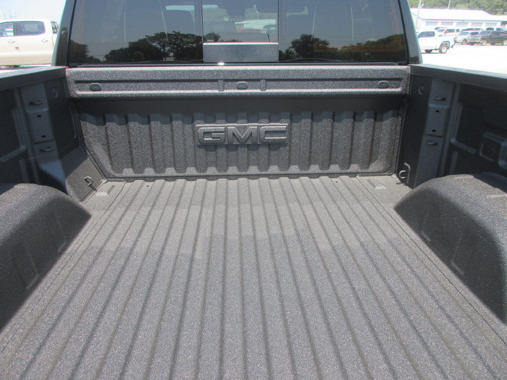 New 2026 GMC Sierra 1500 AT4X AWD/4WD image 6