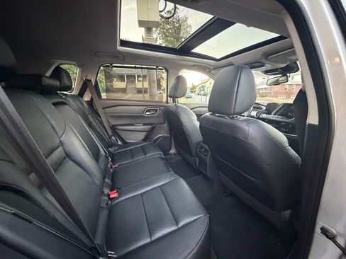 Used 2021 Nissan Rogue SL w/ Premium Package image 27